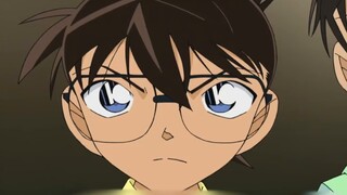 [Detective Conan] A man was forced to pickle vegetables for an old lady, but he couldn't stand the s