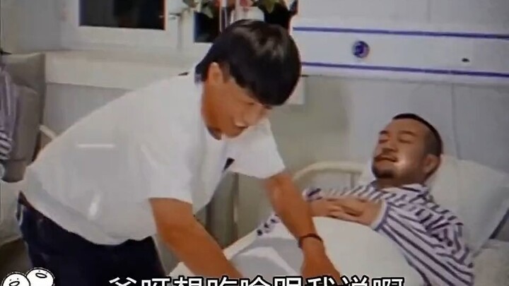 Girl: So hardworking! Let him slave away like a beast 😏