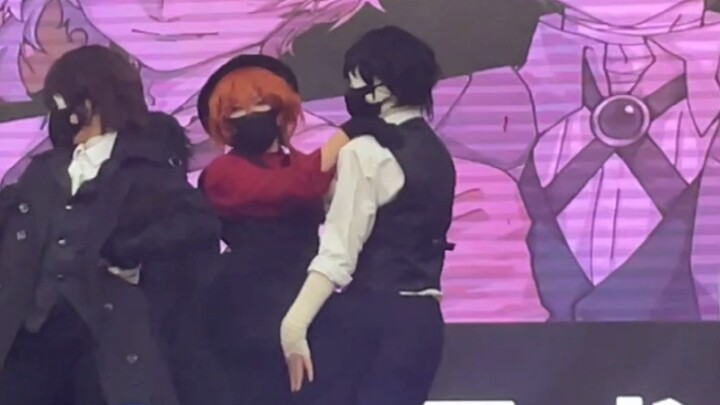 [Bungo Stray Dog only] also had a meal at the dangerous party~ and it was three pairs!!