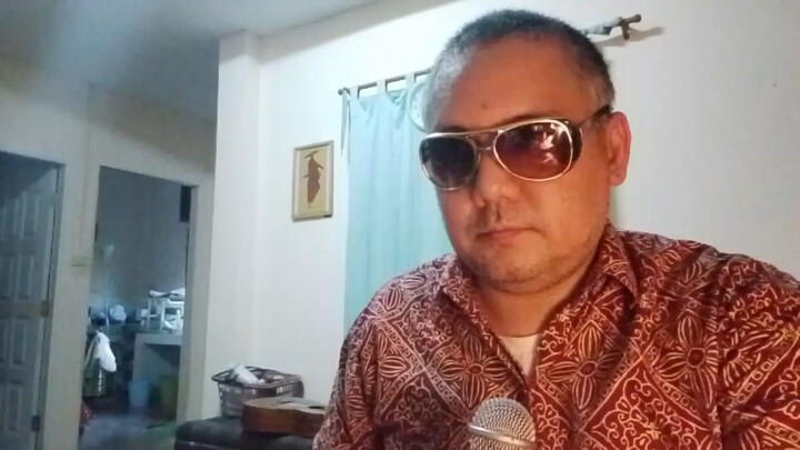 Ku-U-I-Po cloned by Elvis Non