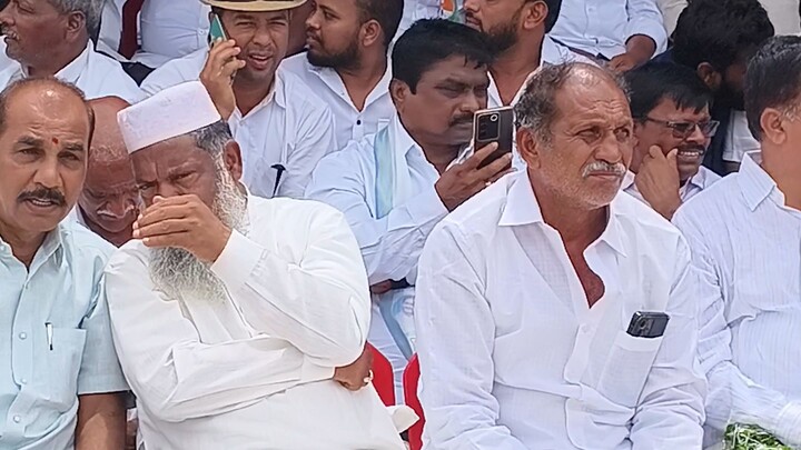 డీఎస్సీ అక్రమాలపై రిలే నిరాహార దీక్ష Day No3