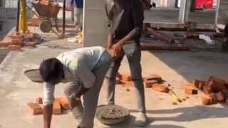 ضابط الأمن: كنت خارجًا لفترة قصيرة...