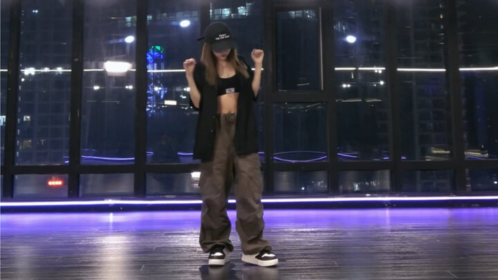 【Anqi】Pria tampan menari ringan sebentar