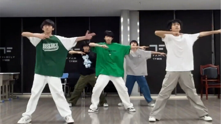 【TF Family Trainee】Superpower biubiu