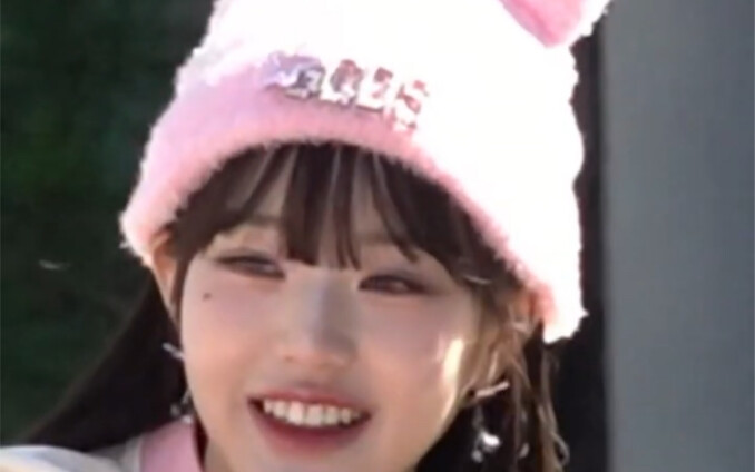 Video của Hảo Sinh, Ive đúng là thành viên nhóm Hoàn Nhan rồi!