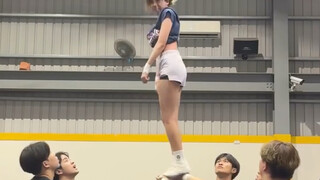 เจ๋งมาก! ท่าเต้นฝ่ามือของจ้าวเฟยหยานเป็นของจริง!