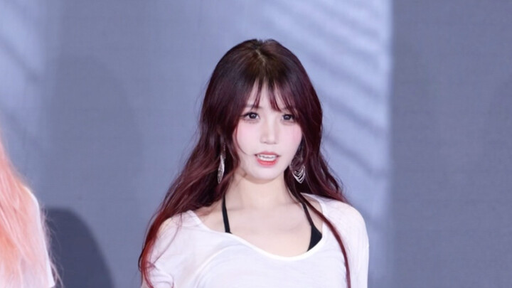 Merasakan Sehari Menjadi Penggemar Wanita Idola yang Selalu Didukung