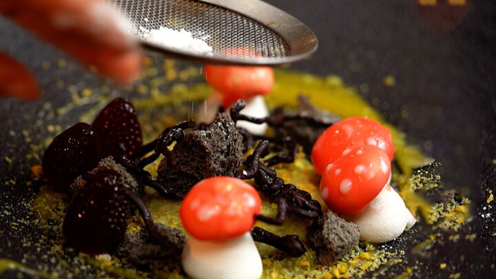 Make mushroom-shaped desserts