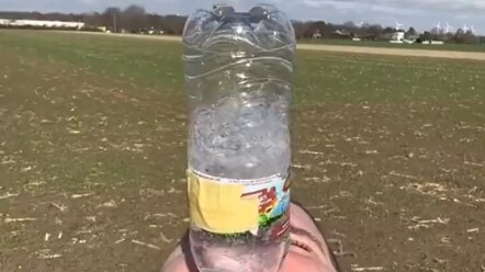 หิวน้ำดื่มน้ำ