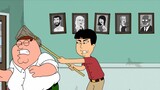 Family Guy: Pete ใส่ร้ายเจ้านายชาวจีนและถูกส่งไปยังสถานีตำรวจ Round Toad ในที่สุด