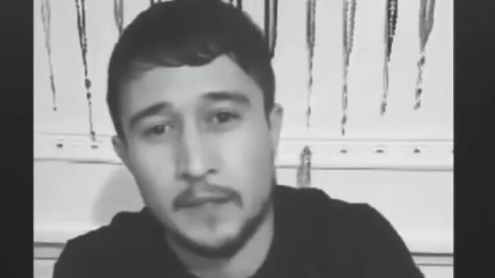 Güleşen Tesbihçilik Kitaba Sövüyor edit