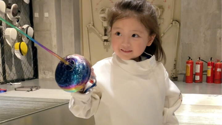 “Zi’s First Experience with Fencing”