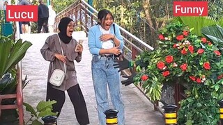 STATUE PRANK,  FUNNY,  JUST FOR LAUGHING,  JAKARTA INDONESIA