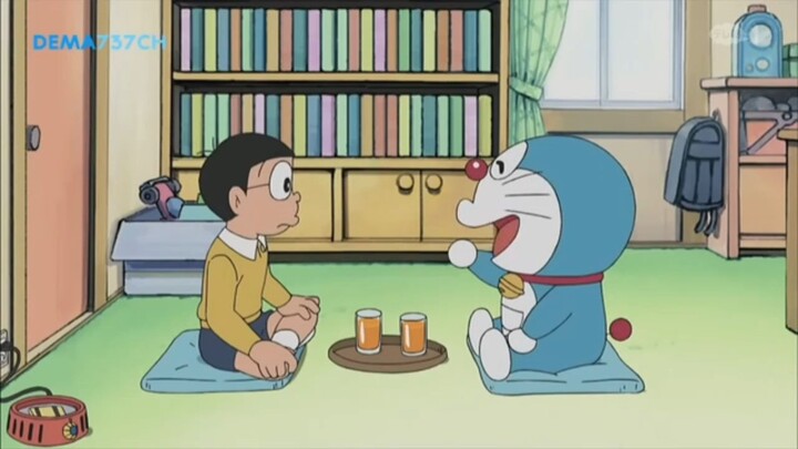 asiknya makan dorayaki