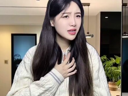 Khoảnh khắc nguy hiểm khi đặt đồ ăn đêm!