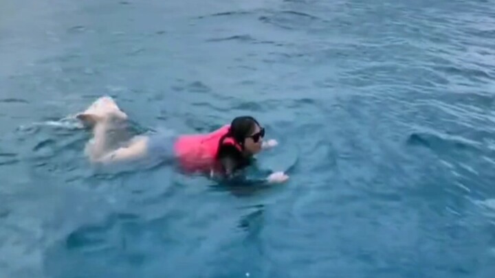 อย่าไปฉี่ในทะเลเด็ดขาด