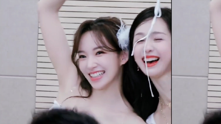 ใครว่าเฉินตูหลิงมีความสัมพันธ์ไม่ดีในกองถ่าย? เฉิงเสี่ยวมาหักหน้าแล้ว!