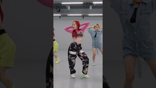Let's get physical🔥 #yejikim #choreography