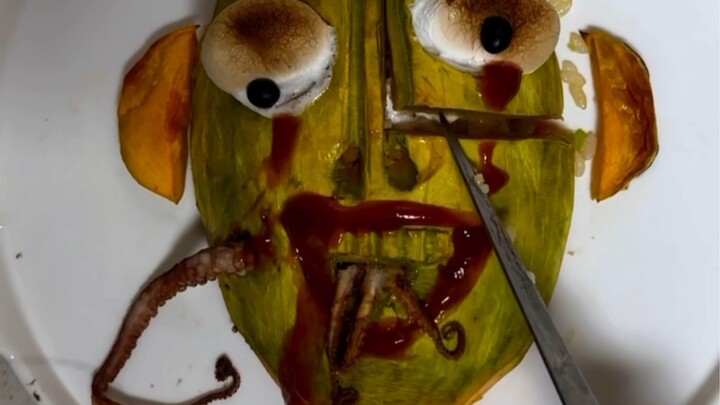 مع مهاراتي في الطهي، مش عارف اللي رح أوفّر له المصاريف في المستقبل هو أي ولد قليل الأدب ده...