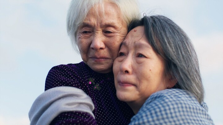 So heartbreaking! A 65-year-old daughter has Alzheimer’s disease! Heartwarming family film “Mom!” – 