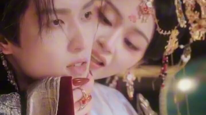 IndoSub】Wanita nikahi pangeran demi semangkuk nasi. Pangeran janji jaga dia seumur hidup.