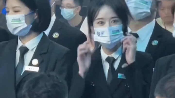 مخصص لعلاج الحزن 🤩