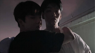 Official picture ~ Minghe cried so hard that he hugged Ruyun when he saw her who had been waiting fo