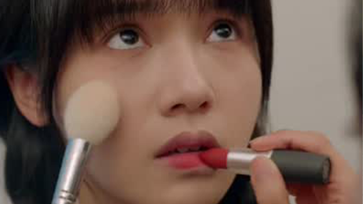 【أصدقائي الأعزاء】 ما أجمل صداقة الفتيات: يجمّلن أنفسهن معًا ويتنكّرن معًا ليصبحن أميرات!