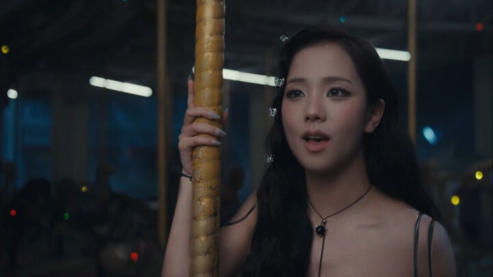 JISOO CLICK MV