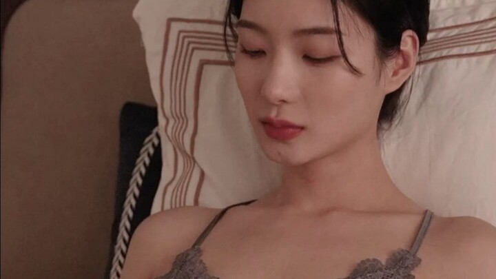 صديقة لمدة ساعة