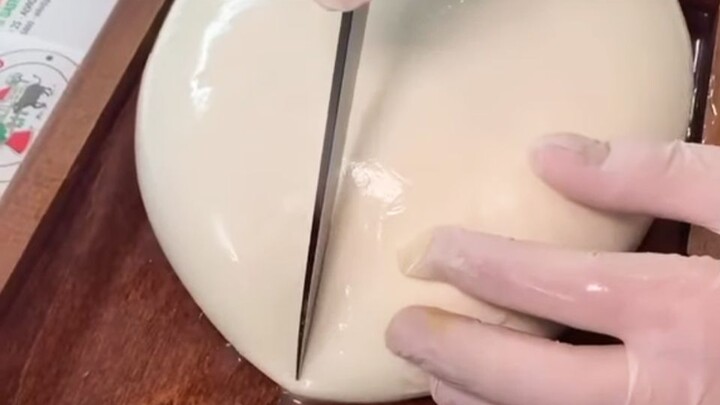 [Makanan][DIY]Membuat 2,5 kg Keju Mozzarella dari 30 kg Susu Mentah