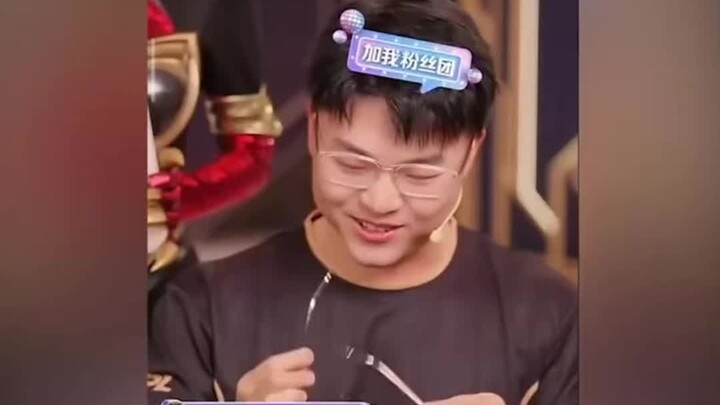 Uzi’s first TikTok livestream sees his signed Hall of Fame skin selling out with 4,000 orders in jus