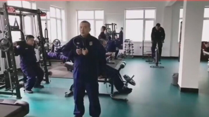 พี่น้องช่วยพี่น้อง เพื่อนรักทรยศเพื่อนรัก