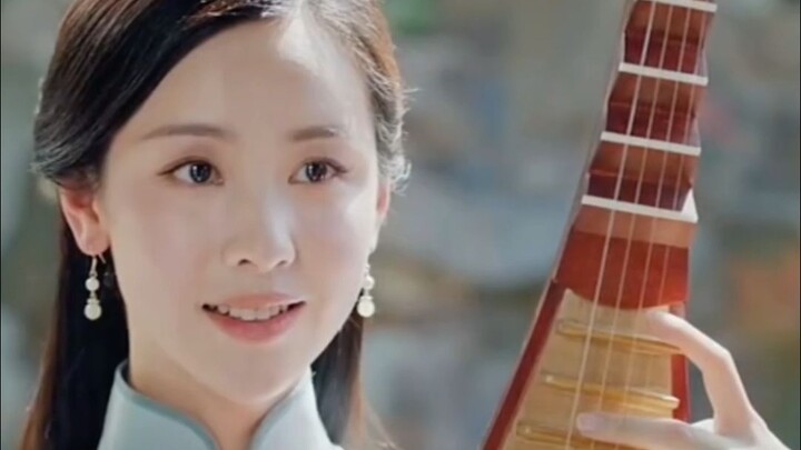 كنتُ دائمًا أظن أن وصف الكاتب في الروايات بأن الشخص يتغيّر بمجرد أن يفتح فمه هو مبالغة.