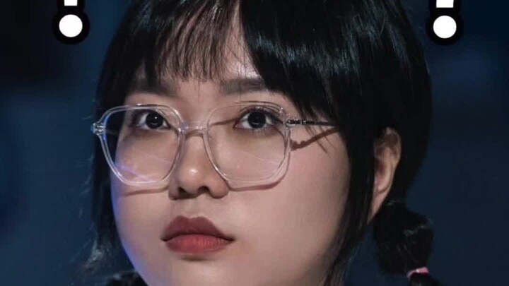 I hung up photos in my office to “work” with everyone—and people actually treat them as stress-relie