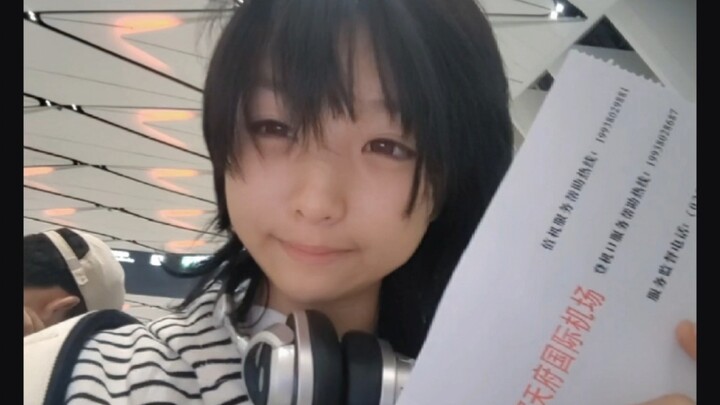 Pada usia enam belas tahun, aku bolos sekolah dan pergi mengembara sendirian.