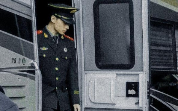 Mari kita lihat Yang Yang, yang merupakan *k awal dari buronan protagonis pria di Jinjiang! ! ! !