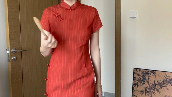 Khi tôi có một chiếc váy lót dễ phối, có thể layer cùng mọi bộ sườn xám trong tủ đồ nhà mình!