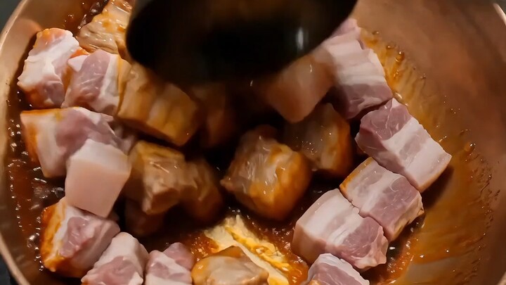 Pengalaman imersif sehari-hari juru masak istana Dinasti Qing dalam membuat babi kung pao