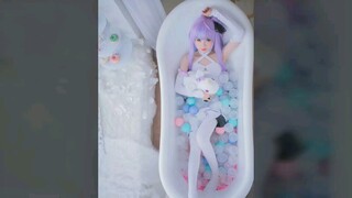 Cosplay kỳ lân Azur Lane