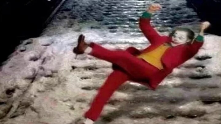 يا ترى ما مدى سوء تقنية المونتاج التي تستطيع إخراج رقصة يائسة كهذه؟