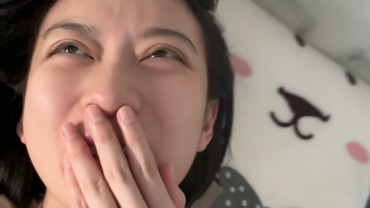 睡觉奇怪的姿势