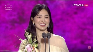 SONG HYEKYO WINS BEST ACTRESS AWARD AT BAEKSANG ARTS AWARDS 2023