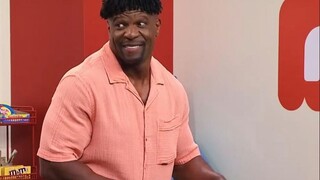 صادفت صديقتي السابقة أثناء التسوق في السوبرماركت، وتحول الدفع الذاتي إلى موقف محرج للغاية