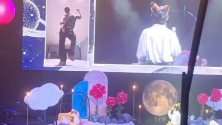 Hóa ra Renjun nhảy lại bài Like JENNIE là dựa theo màn nhảy thử thách của Zhisheng