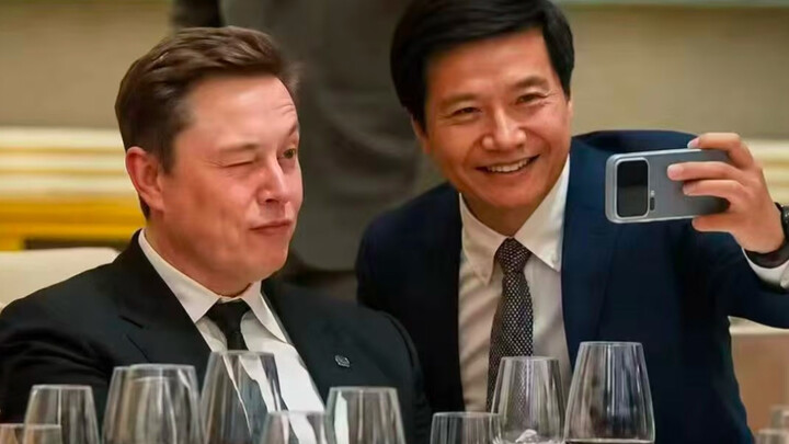 [Meme] If you laugh, you have to take a photo together #4
