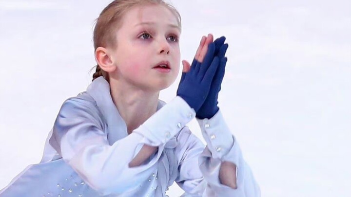 【Vadim VORONOV】การที่สวยจนยากที่จะแยกแยะว่าใครเป็นชายหรือหญิงนั้นหมายความว่าอย่างไร?!
