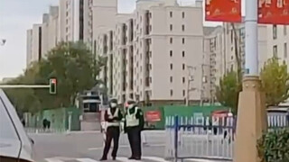 Traffic cop: Holy crap... 6