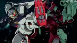 【机动战士高达】“夏亚都自愧不如的飞踢”~