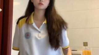 Siswa terbaik yang cantik (2)